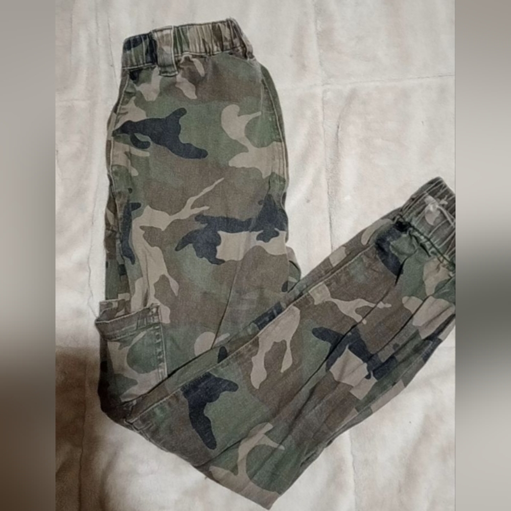 Camo cargo pants